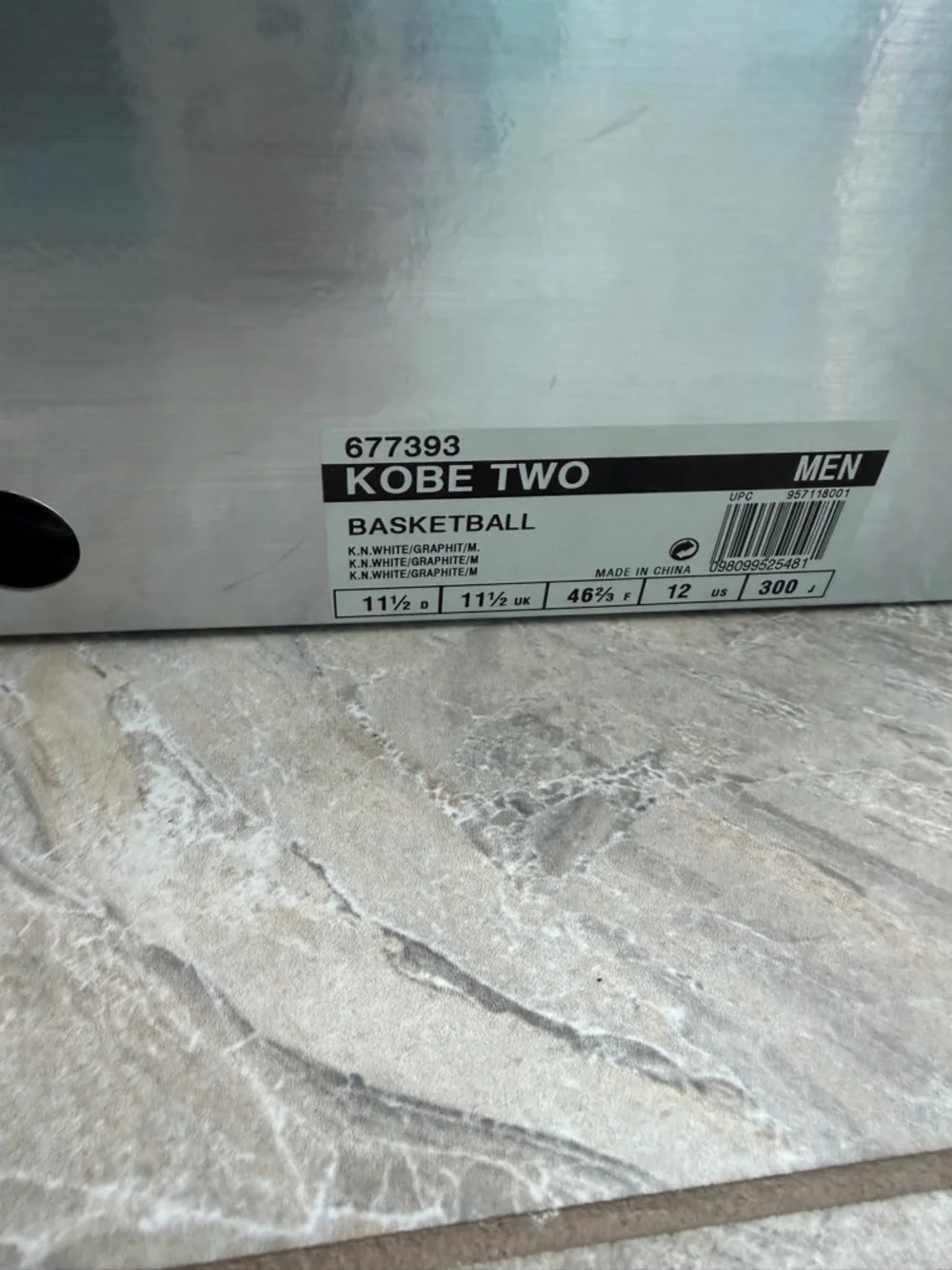 2001 adidas Kobe Two White Men's Sneakers